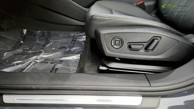 Used 2025 Audi A6 e-tron Premium Plus w/ Premium Plus RWD image 49