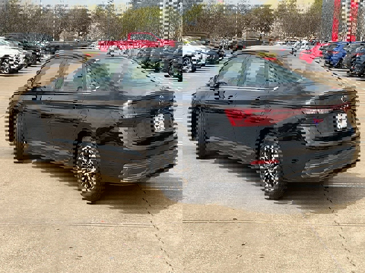 Used 2025 Volkswagen Jetta S image 7