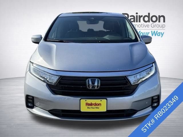 Used 2024 Honda Odyssey Elite image 2