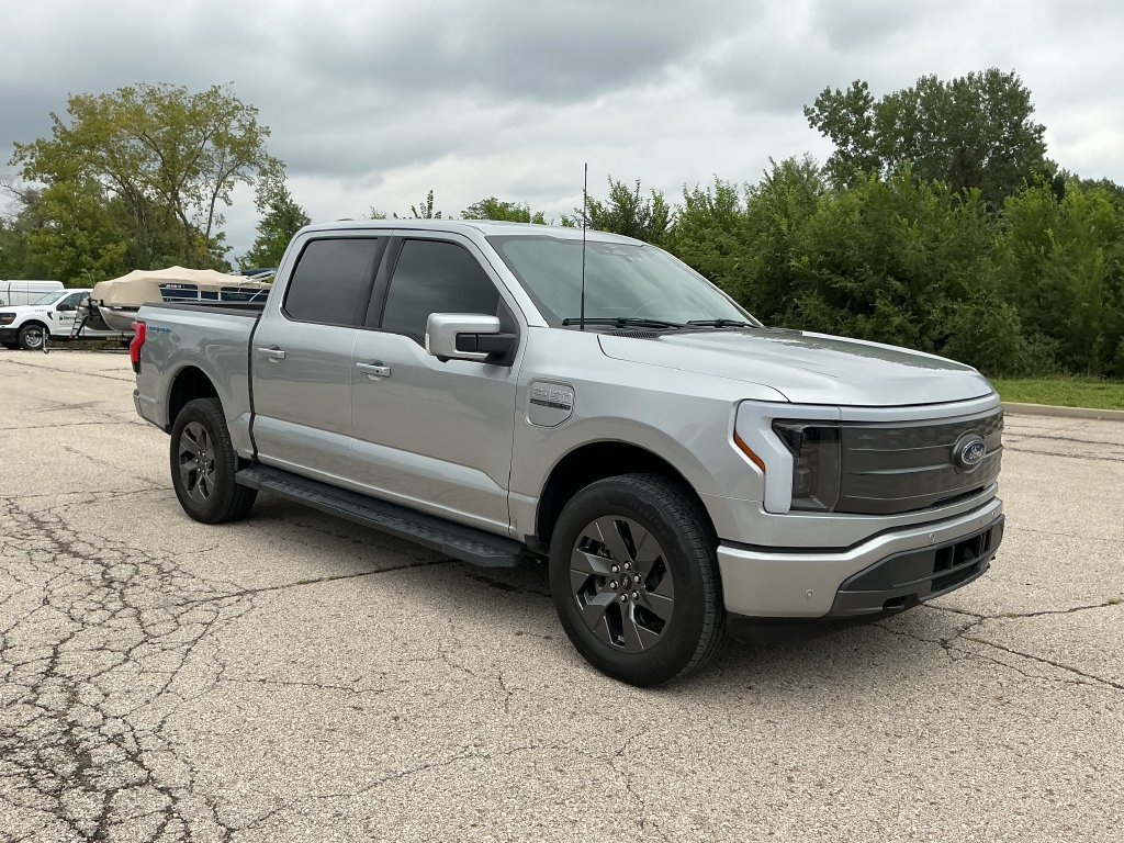 Used 2023 Ford F150 Lightning Lariat AWD/4WD image 7