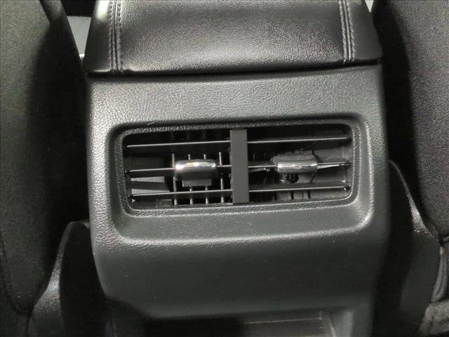 Certified 2024 Ford Edge SE image 16