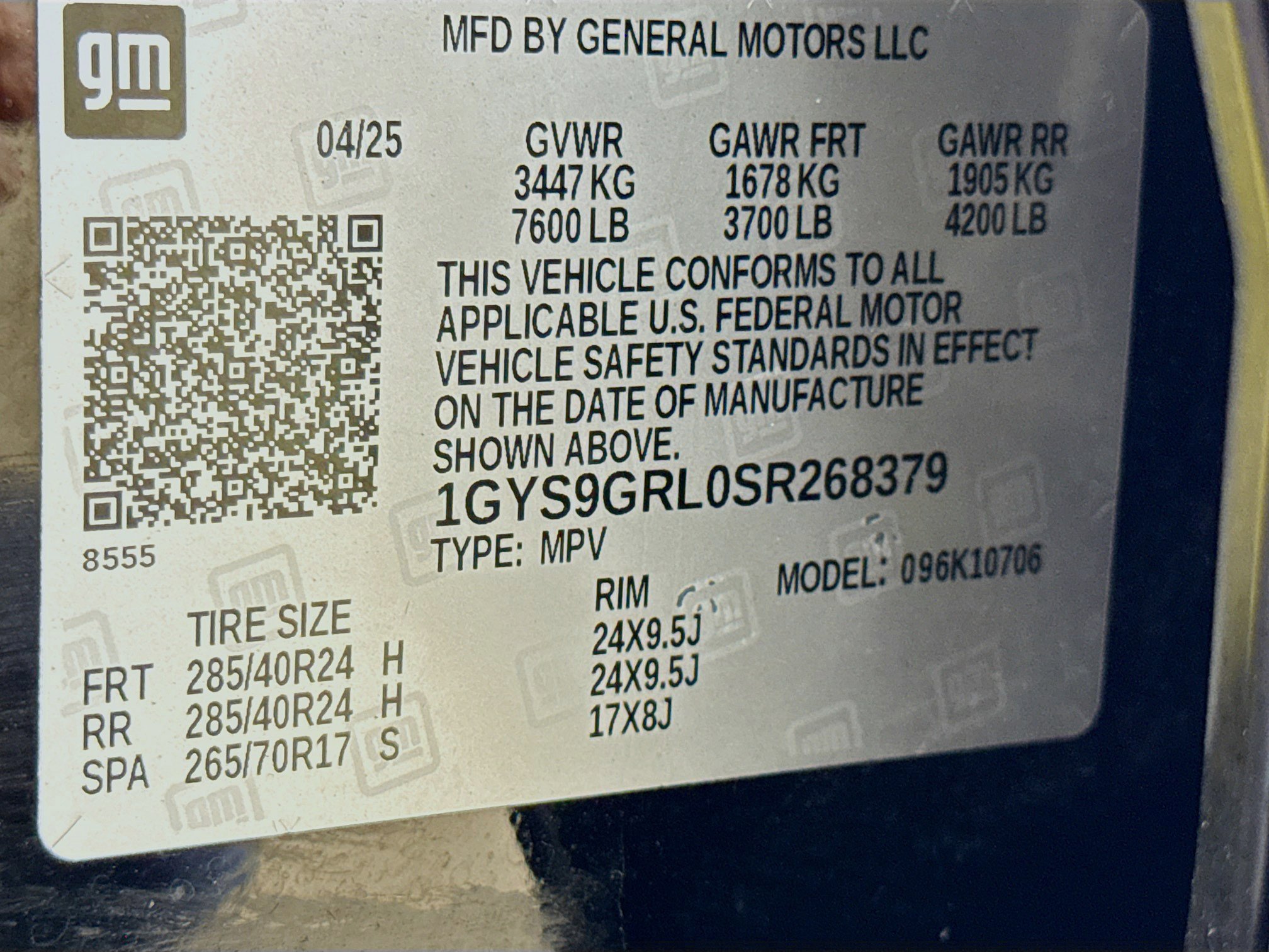 Used 2025 Cadillac Escalade Sport Platinum w/ LPO, ONYX Package image 36