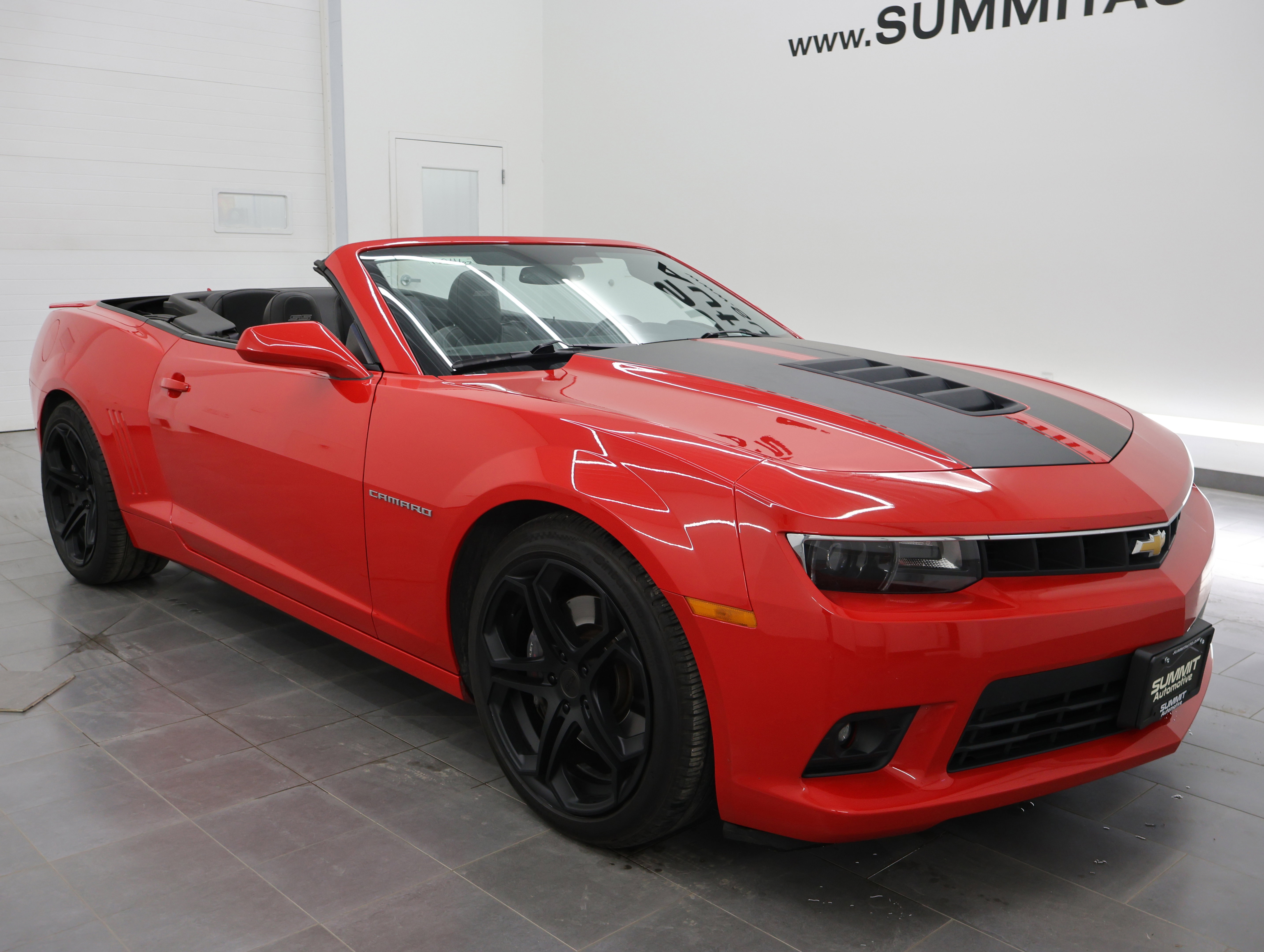 Used 2015 Chevrolet Camaro SS w/ RS Package image 2