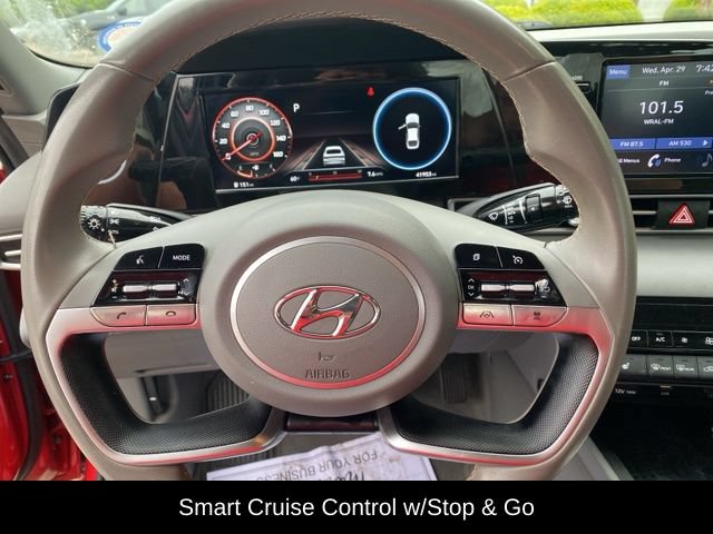Used 2022 Hyundai Elantra SEL w/ Convenience Package FWD image 9