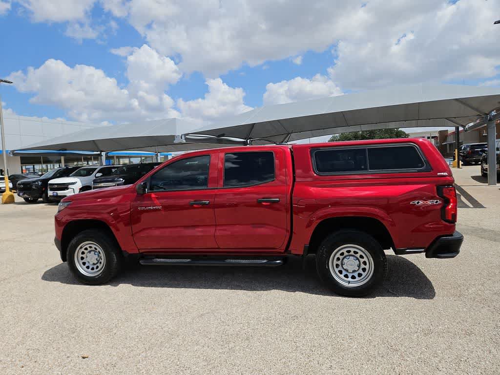 Used 2024 Chevrolet Colorado W/T AWD/4WD image 5
