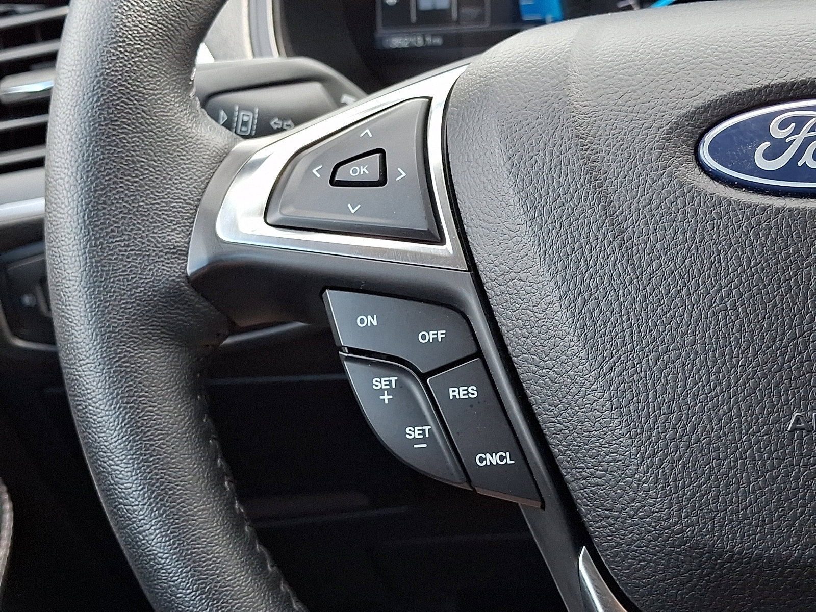 Certified 2022 Ford Edge SEL w/ Convenience Package AWD/4WD image 23