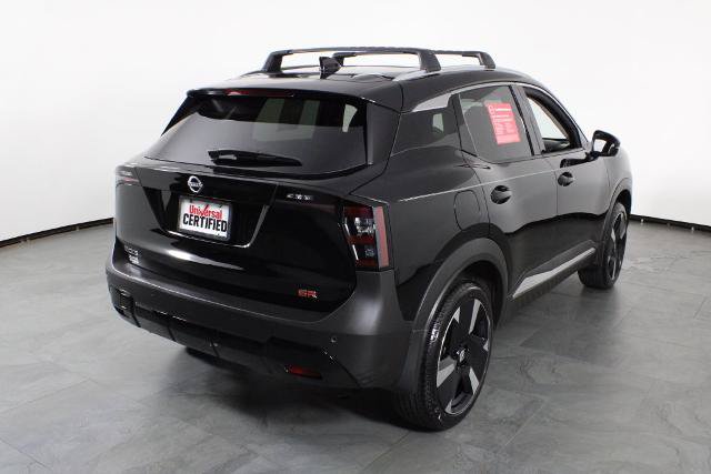 Certified 2026 Nissan Kicks SR FWD image 4