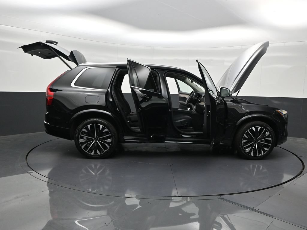 New 2026 Volvo XC90 B6 Plus w/ Protection Package AWD/4WD image 30