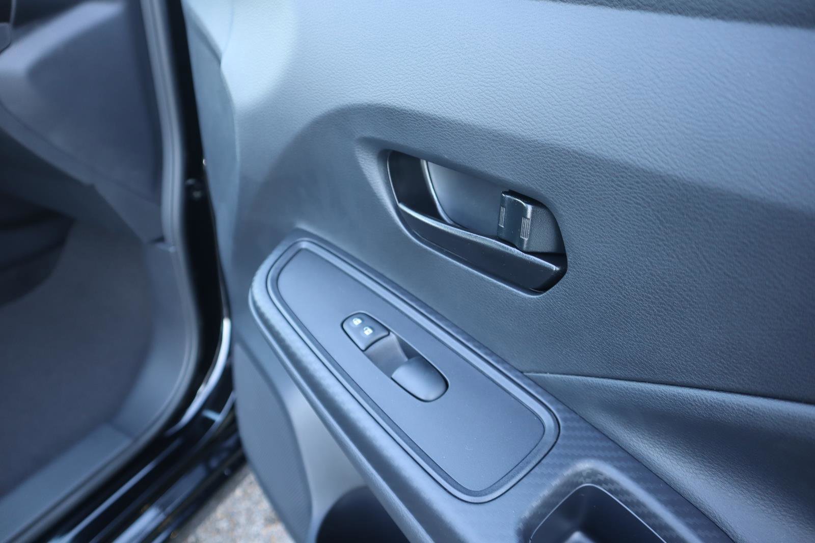 Used 2025 Nissan Versa S w/ Trunk Package image 37