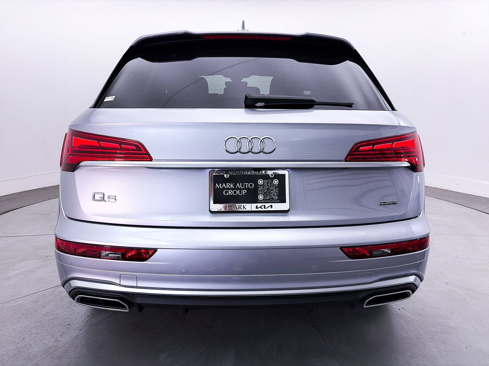 Used 2022 Audi Q5 2.0T Premium w/ Convenience Package AWD/4WD image 13