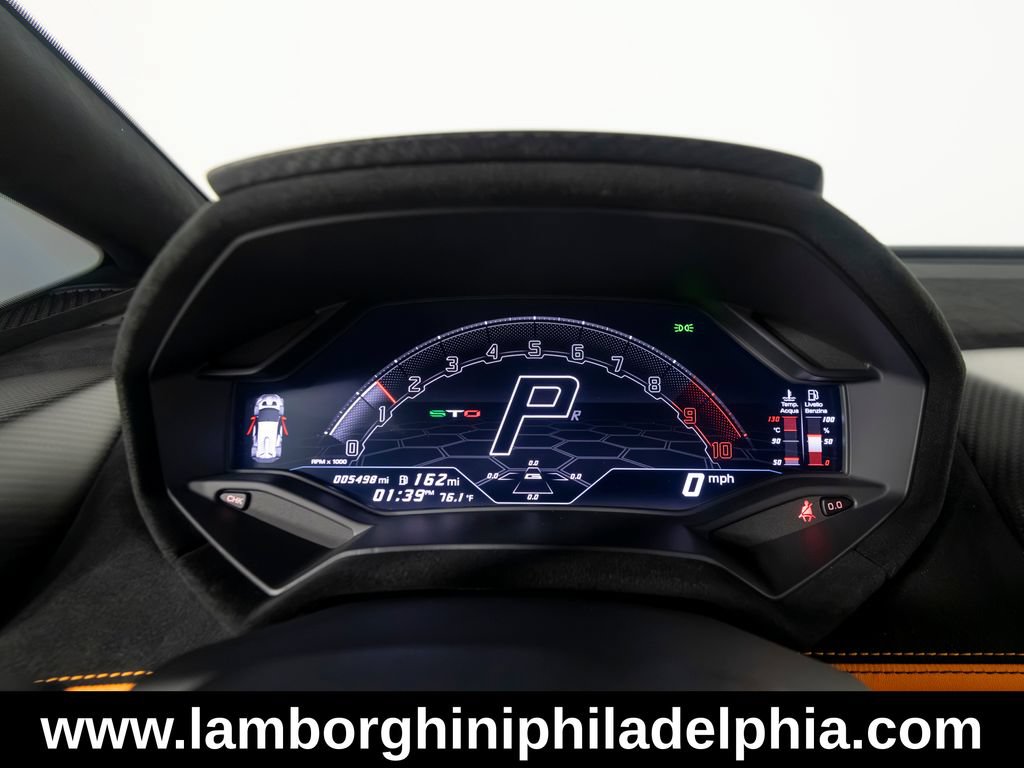 Used 2023 Lamborghini Huracan STO RWD image 18
