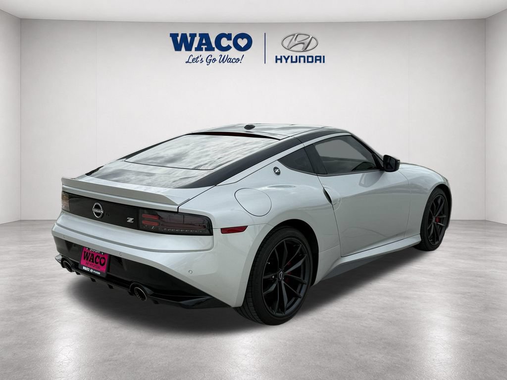 Used 2024 Nissan Z Performance w/ Floor Mat Package RWD image 8