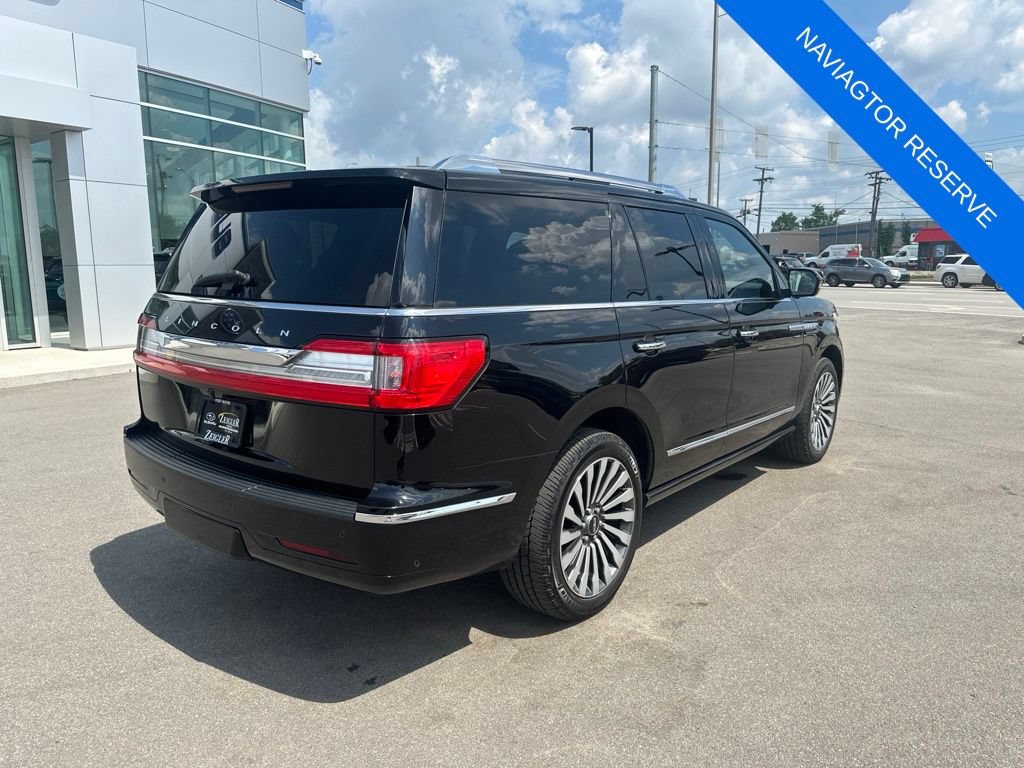 Used 2018 Lincoln Navigator Reserve w/ Technology Package AWD/4WD image 6