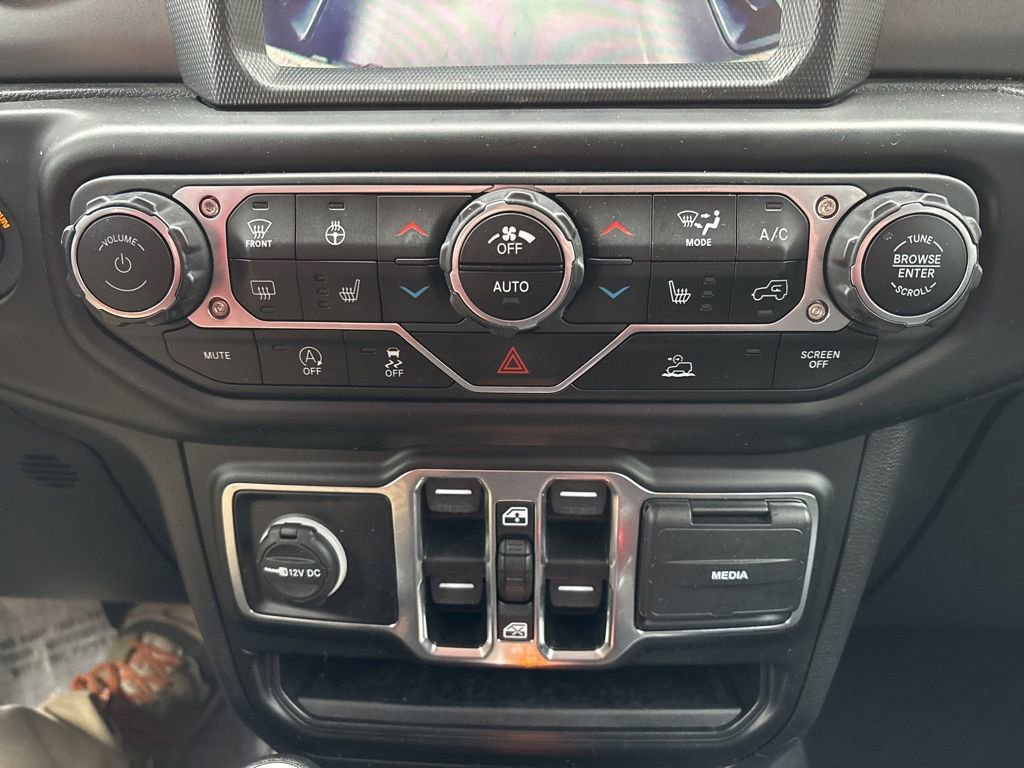 Used 2022 Jeep Gladiator Willys image 19
