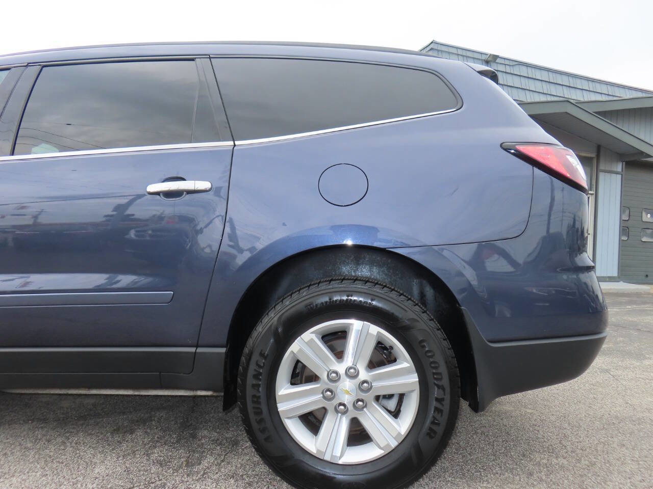 Used 2014 Chevrolet Traverse LT AWD/4WD image 25