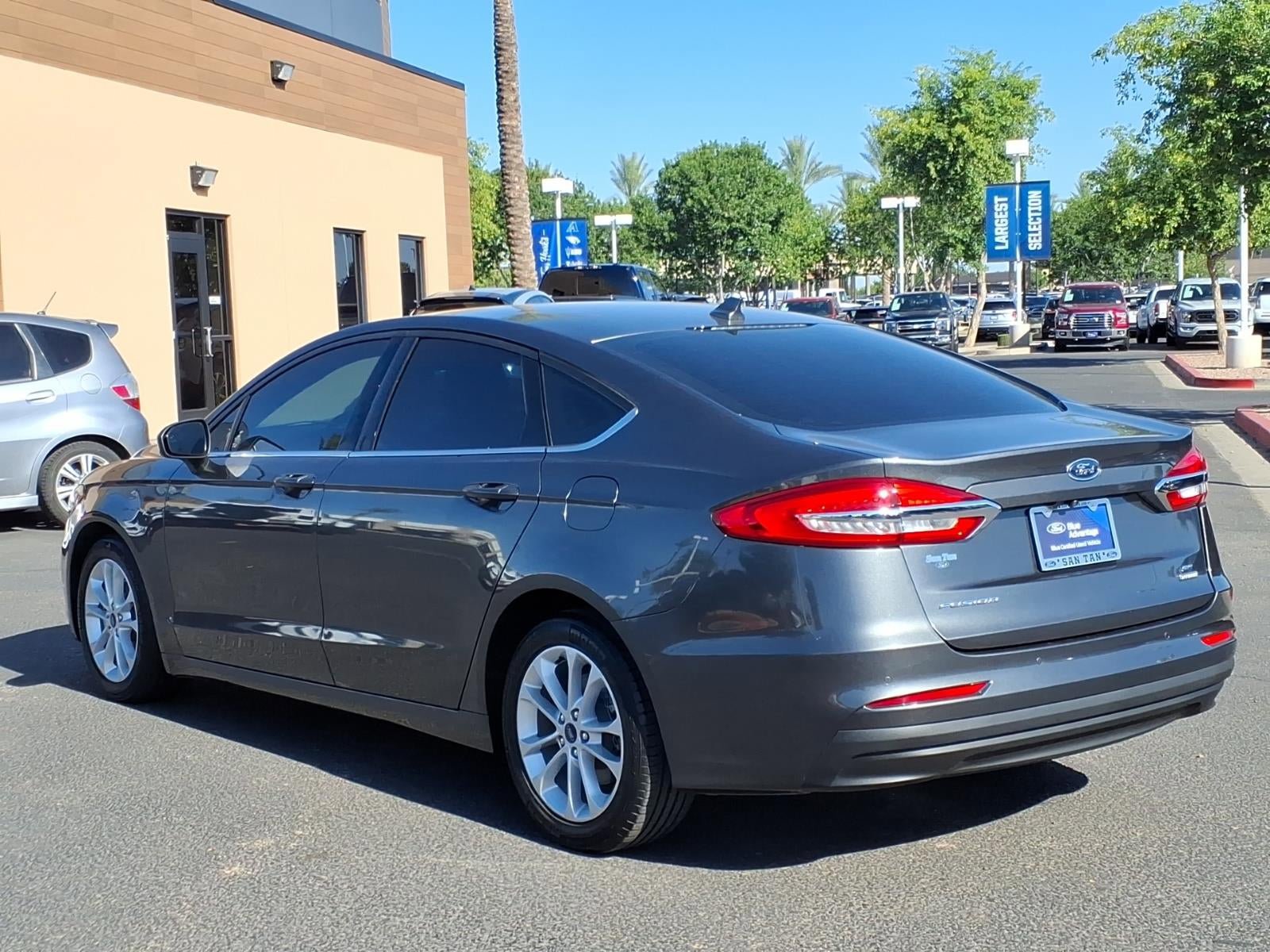 Certified 2020 Ford Fusion SE FWD image 6
