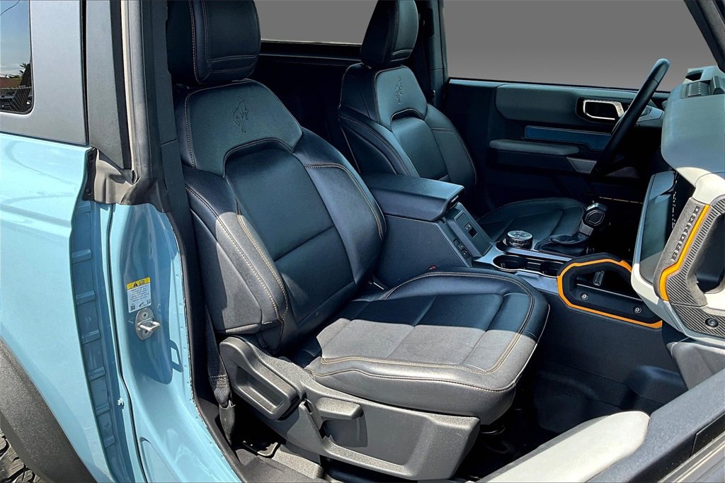 Used 2023 Ford Bronco Badlands image 4