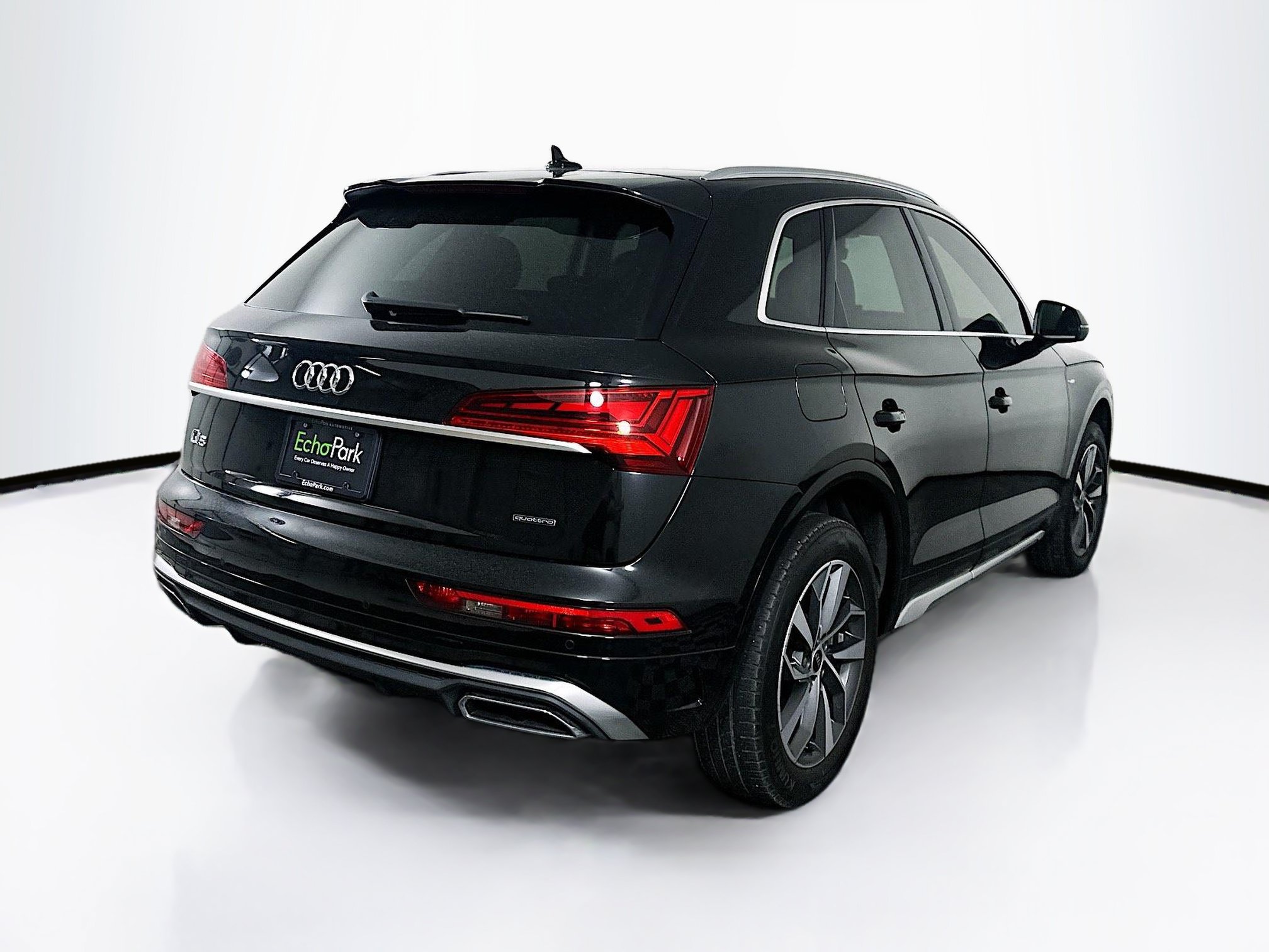 Used 2023 Audi Q5 2.0T Premium w/ Convenience Package AWD/4WD image 9