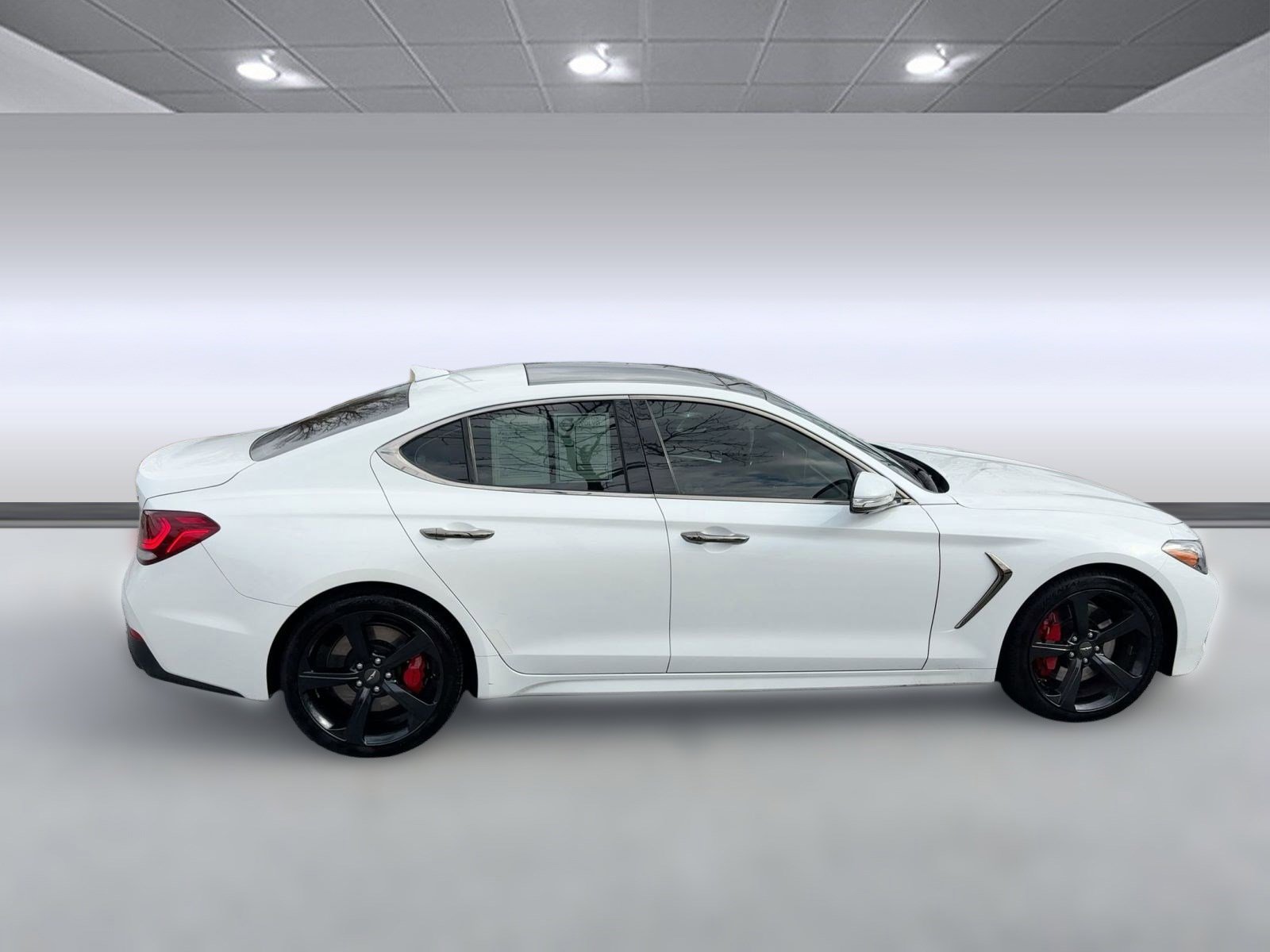 Used 2021 Genesis G70 3.3T w/ Sport Package image 7