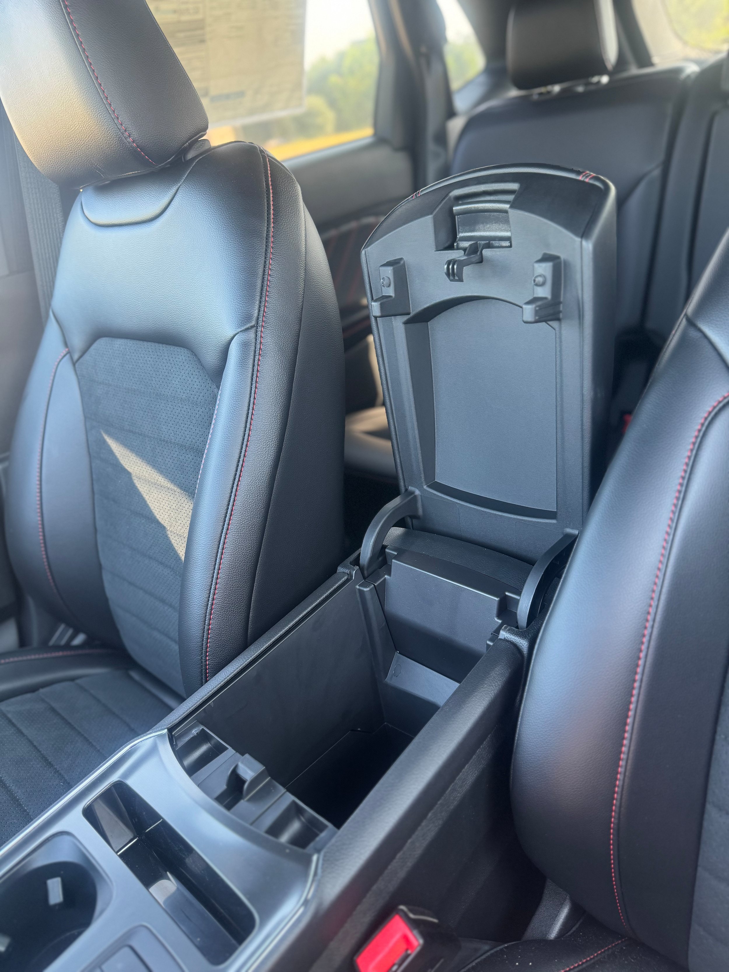 New 2024 Ford Edge ST-Line AWD/4WD image 15