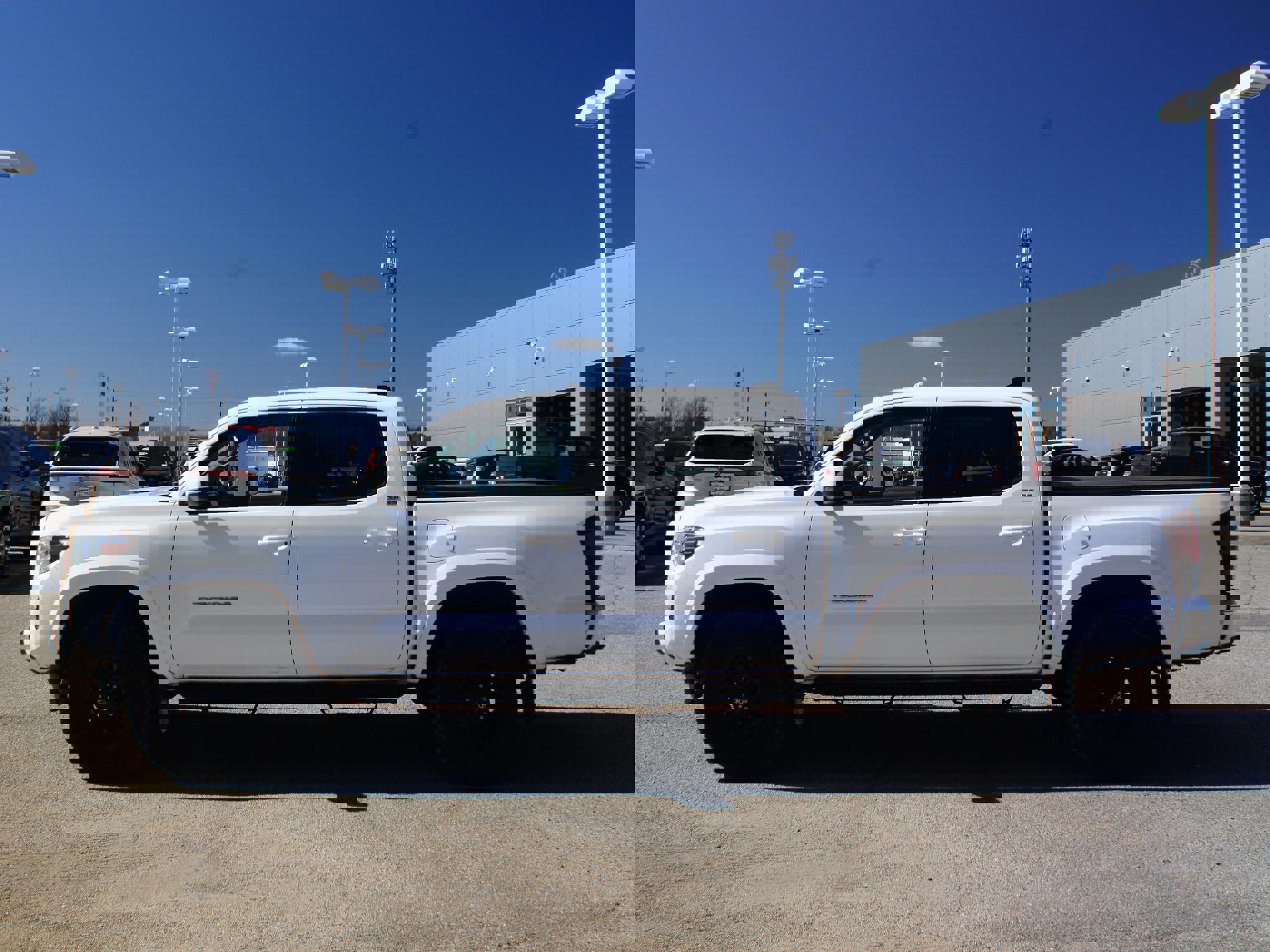Used 2022 Toyota Tacoma SR5 image 10