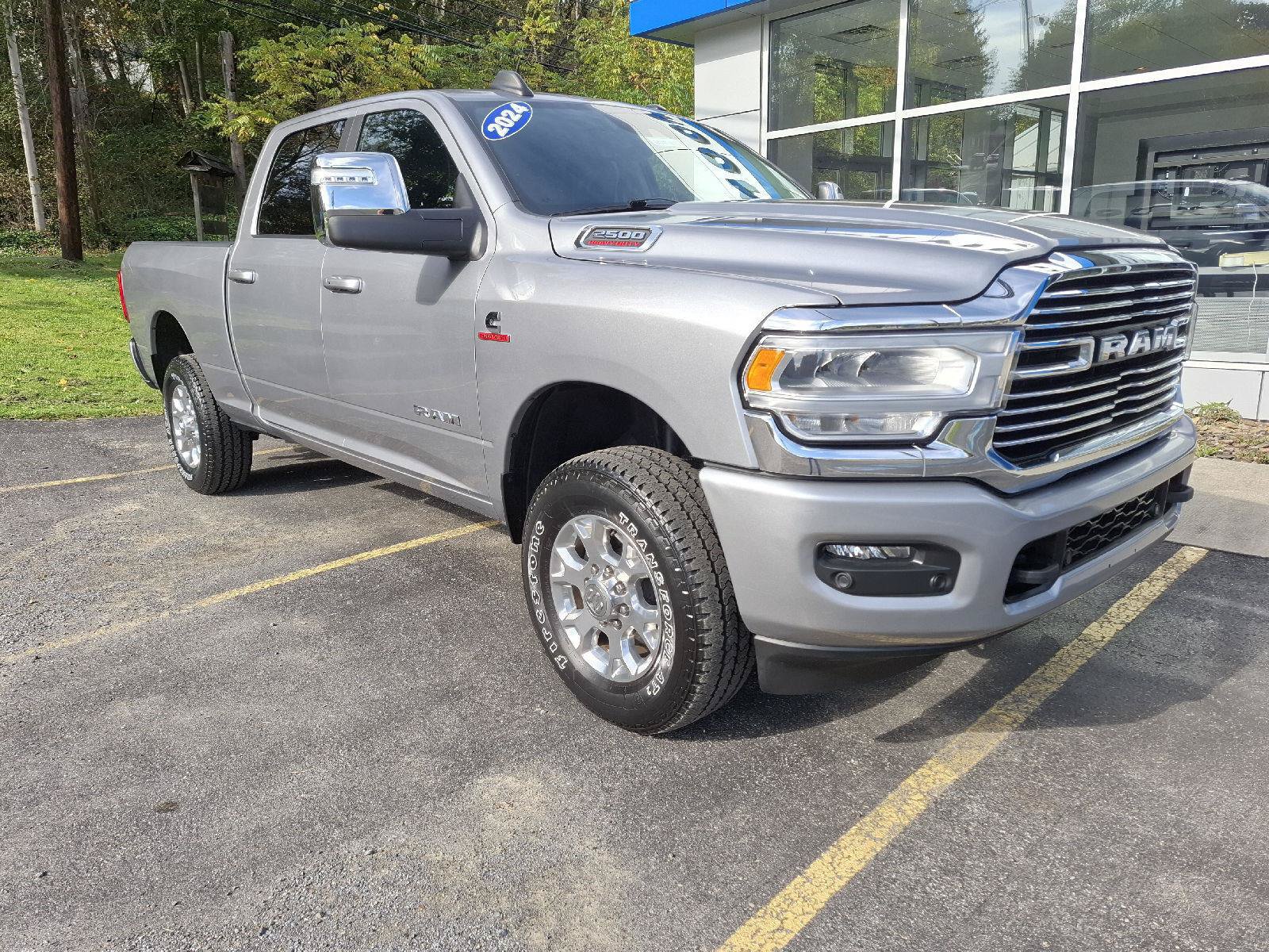Used 2024 RAM 2500 Laramie w/ Safety Group AWD/4WD image 1