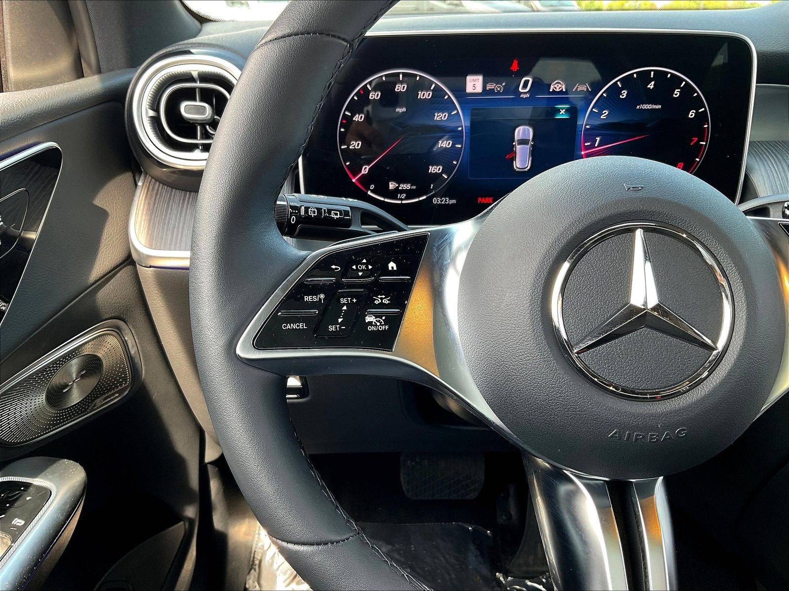 Certified 2026 Mercedes-Benz GLC 300 4MATIC image 11