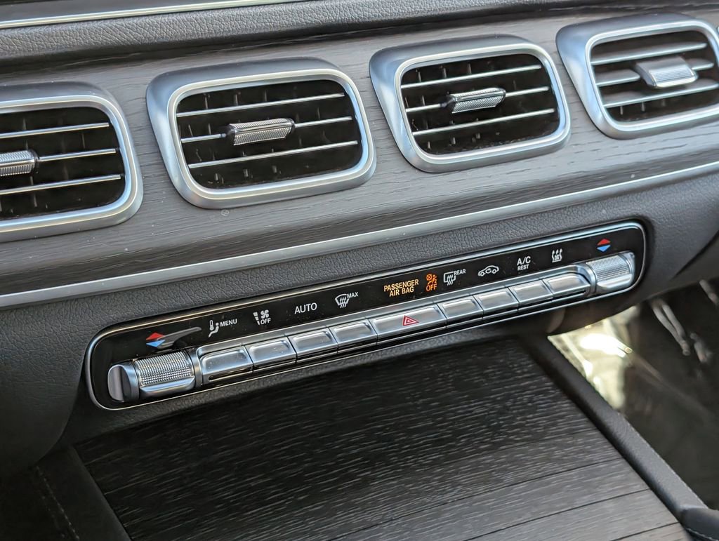 Used 2025 Mercedes-Benz GLE 450e 4MATIC image 19