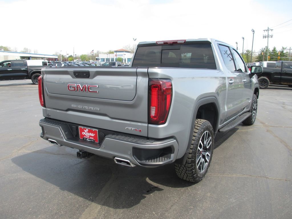 Used 2024 GMC Sierra 1500 AT4 w/ Technology Package image 6