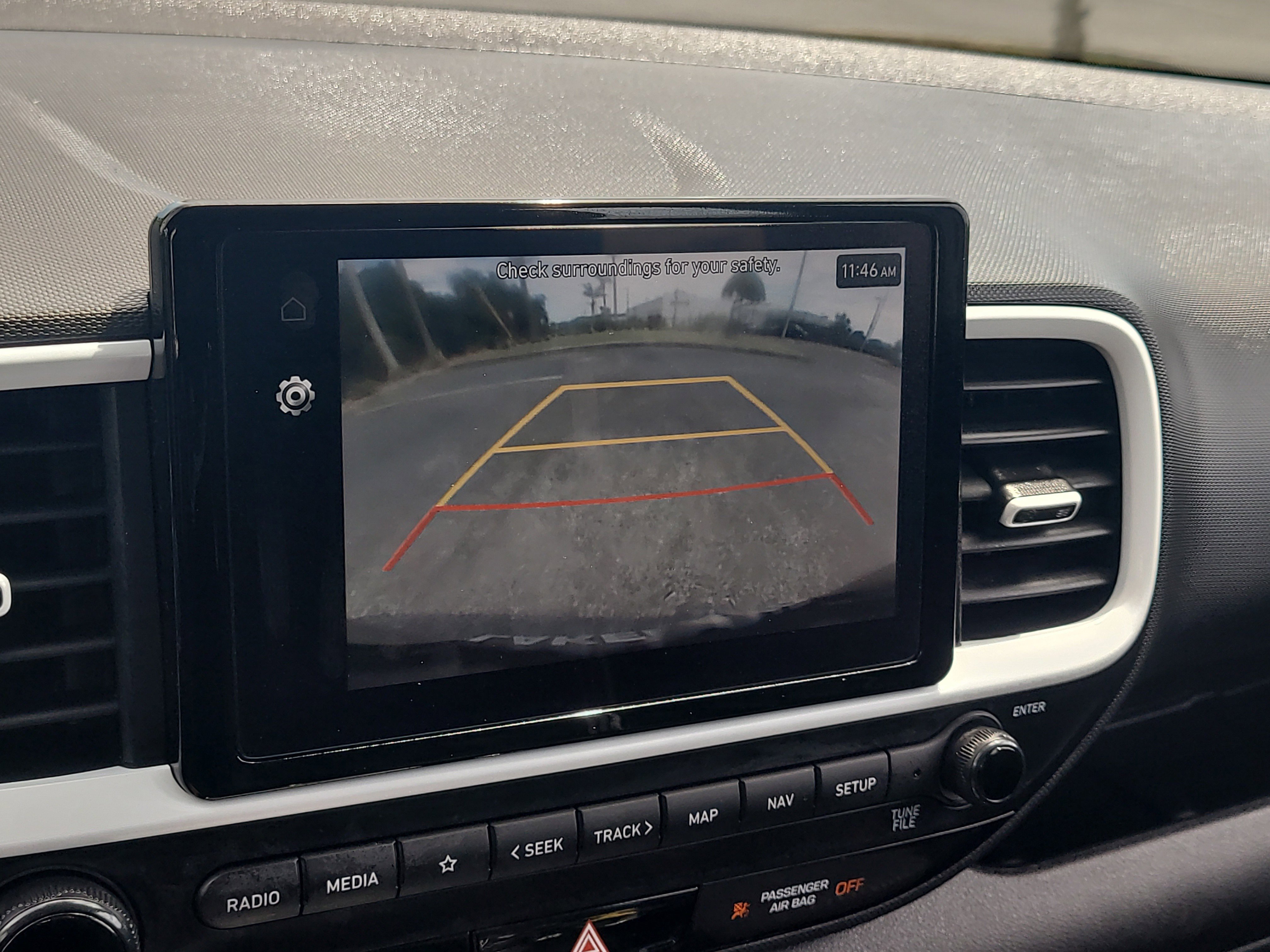 Used 2023 Hyundai Venue Limited FWD image 22