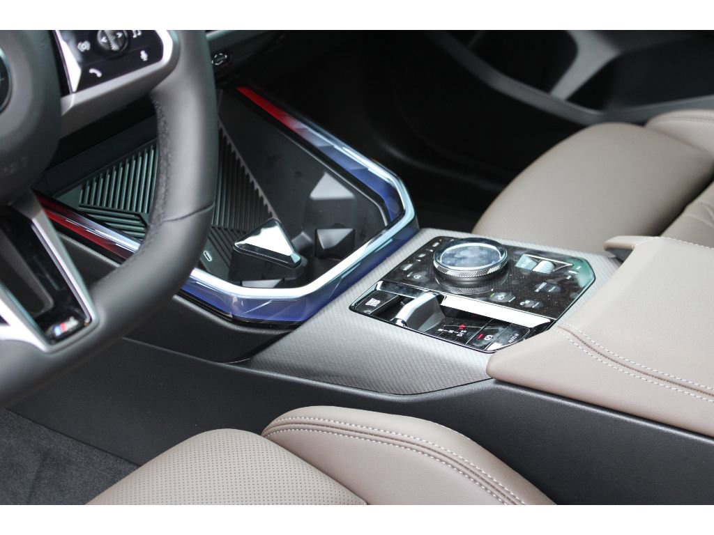 Used 2025 BMW X3 xDrive30i w/ Premium Package image 8