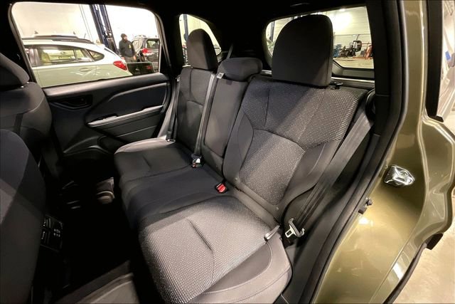 Used 2025 Subaru Forester Premium image 26