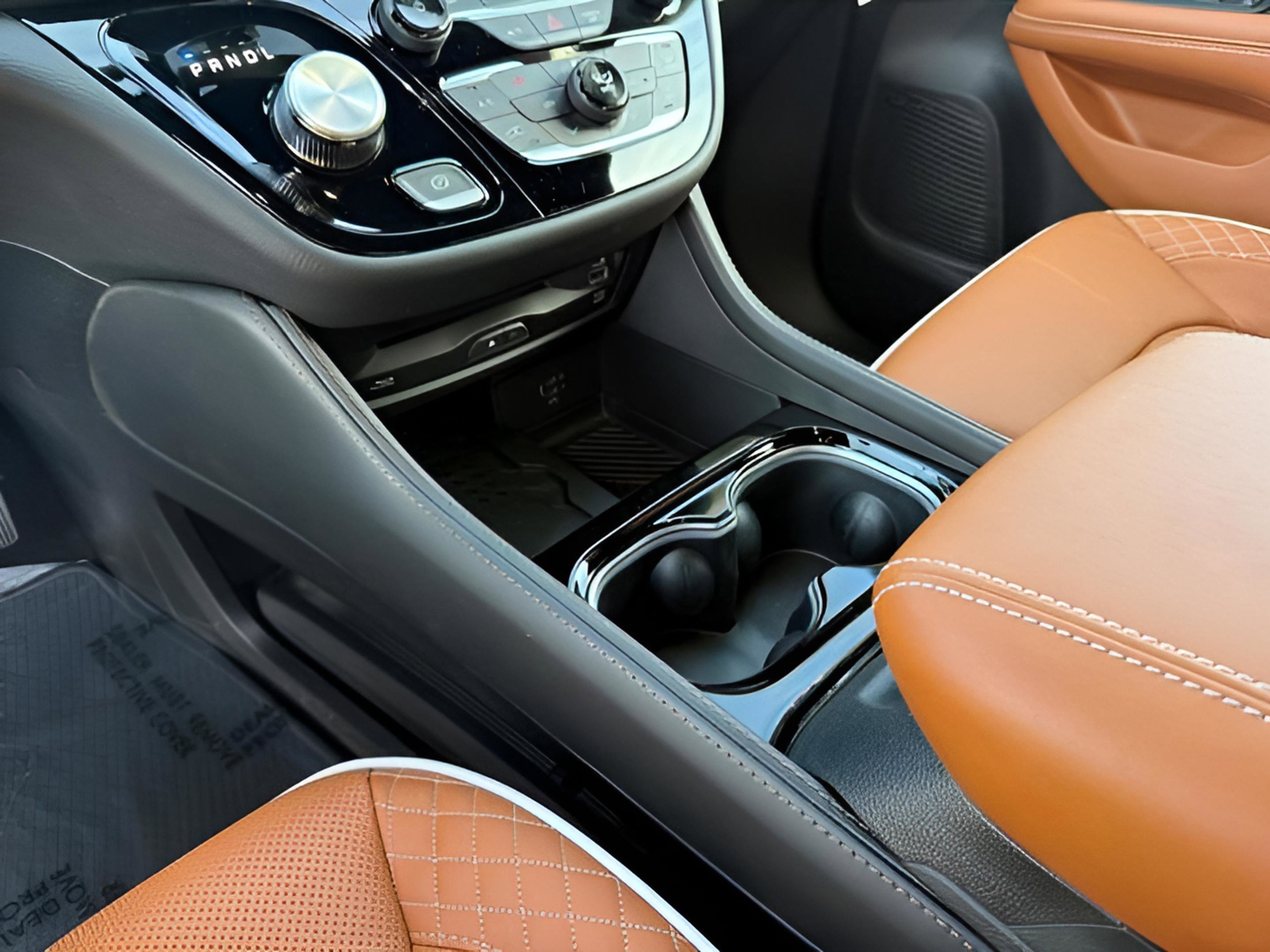 New 2026 Chrysler Pacifica Pinnacle image 24