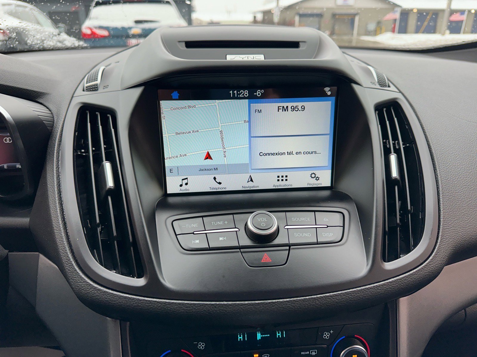 Used 2017 Ford C-MAX Energi SE w/ Equipment Group 402A image 31