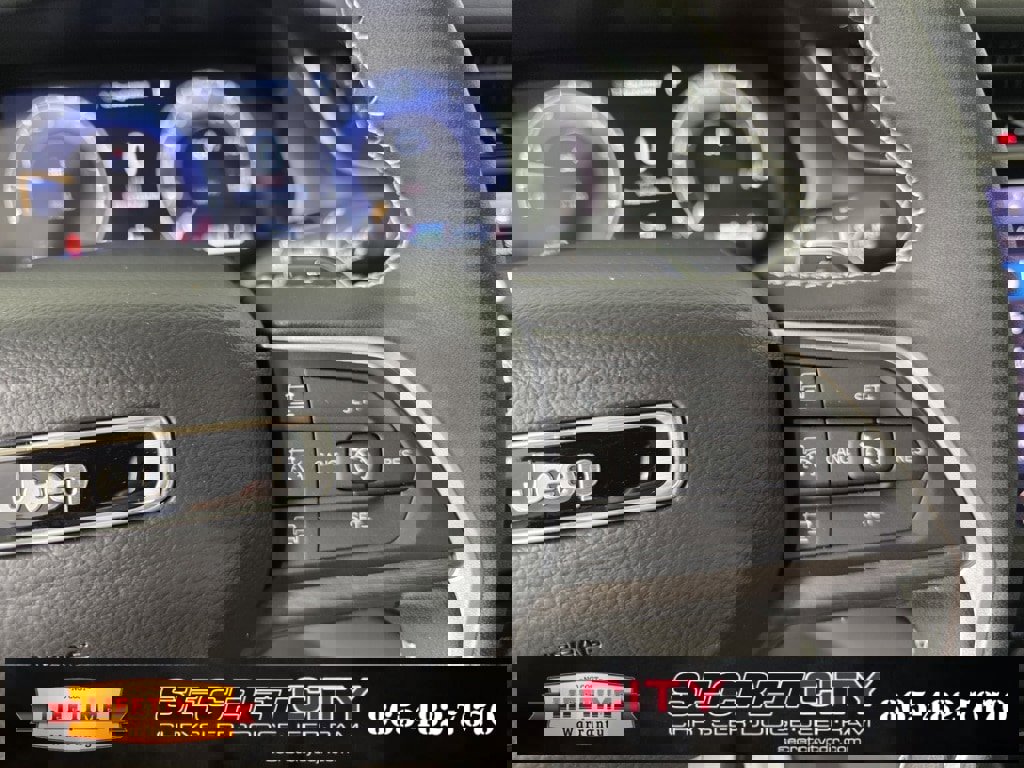 New 2025 Jeep Grand Cherokee Limited image 17