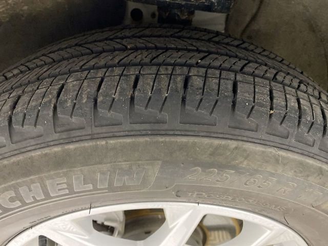 Used 2023 Chevrolet Equinox LT image 23