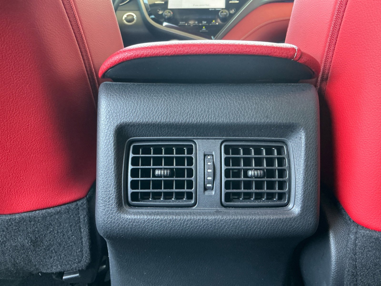 Used 2020 Toyota Camry XSE w/ Carpet Mat Package FWD image 32