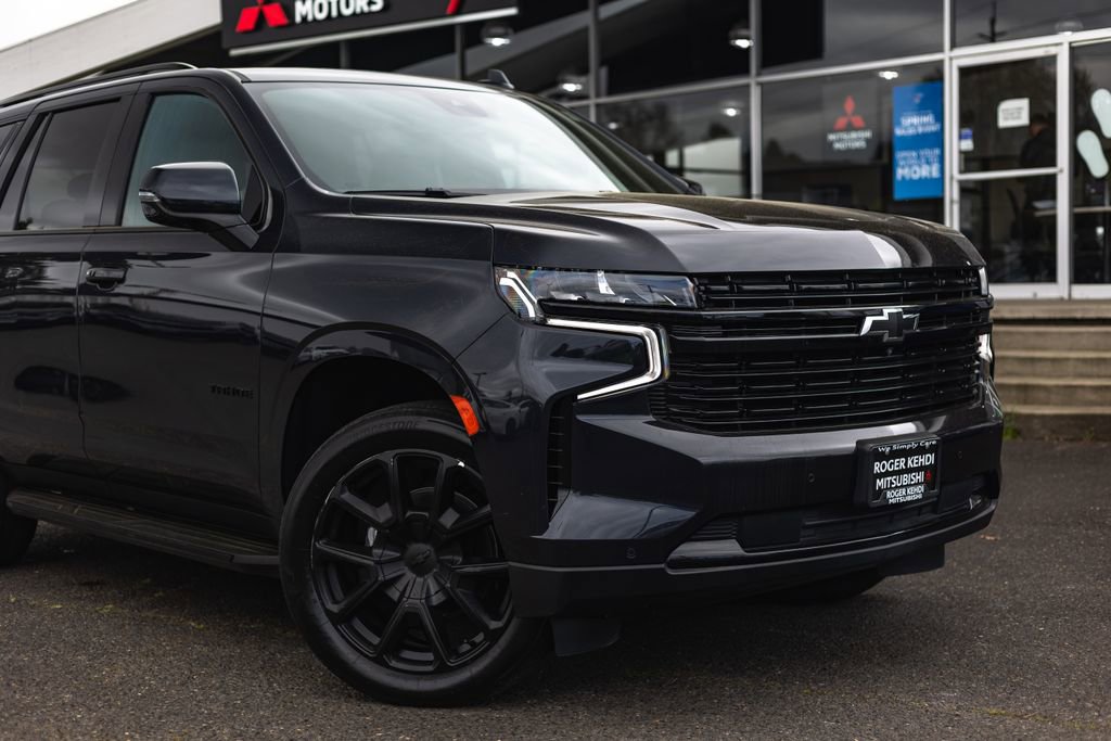 Used 2023 Chevrolet Tahoe RST w/ Luxury Package image 3