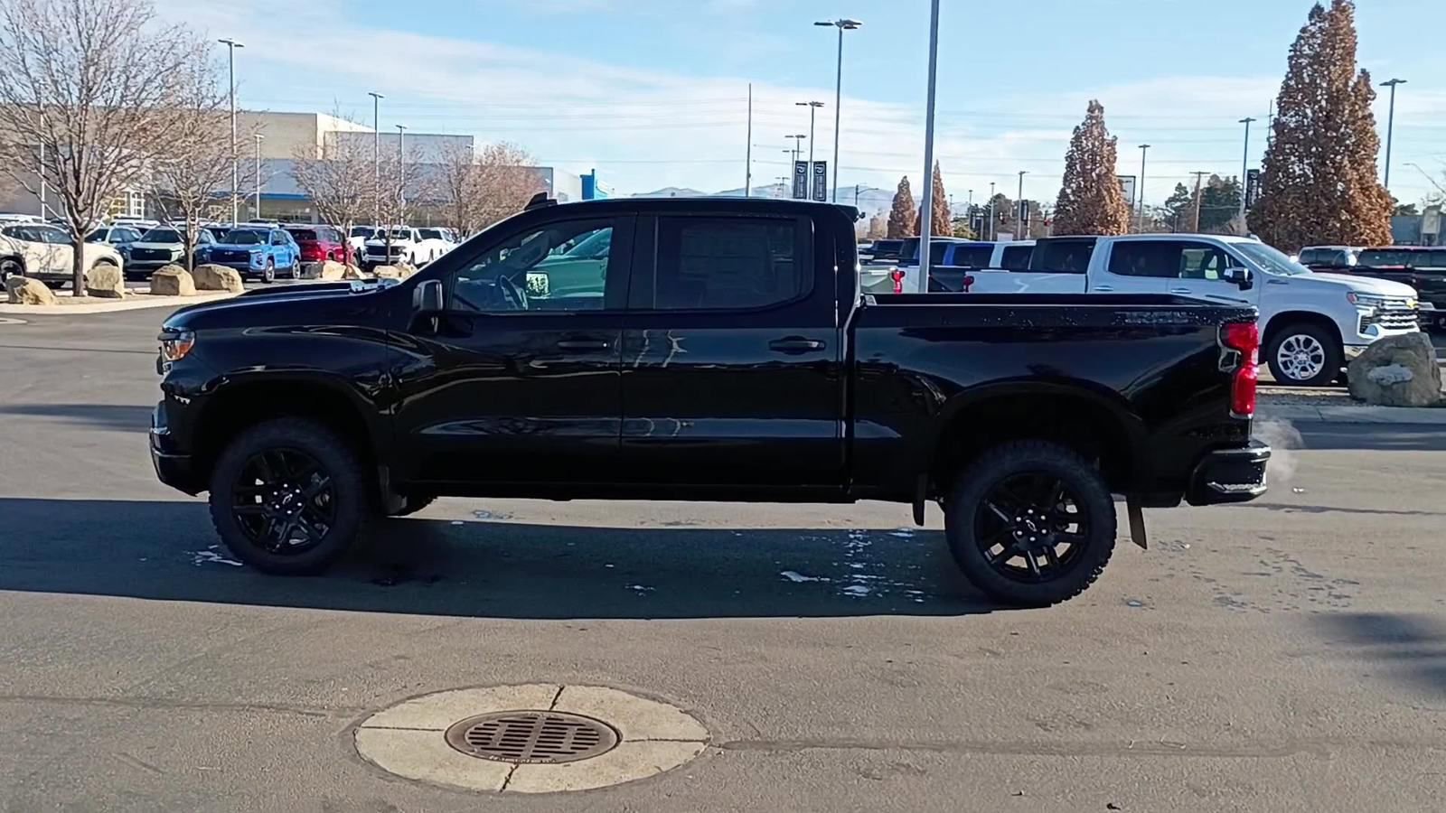 New 2026 Chevrolet Silverado 1500 Custom Trail Boss w/ Dark Appearance Package image 5