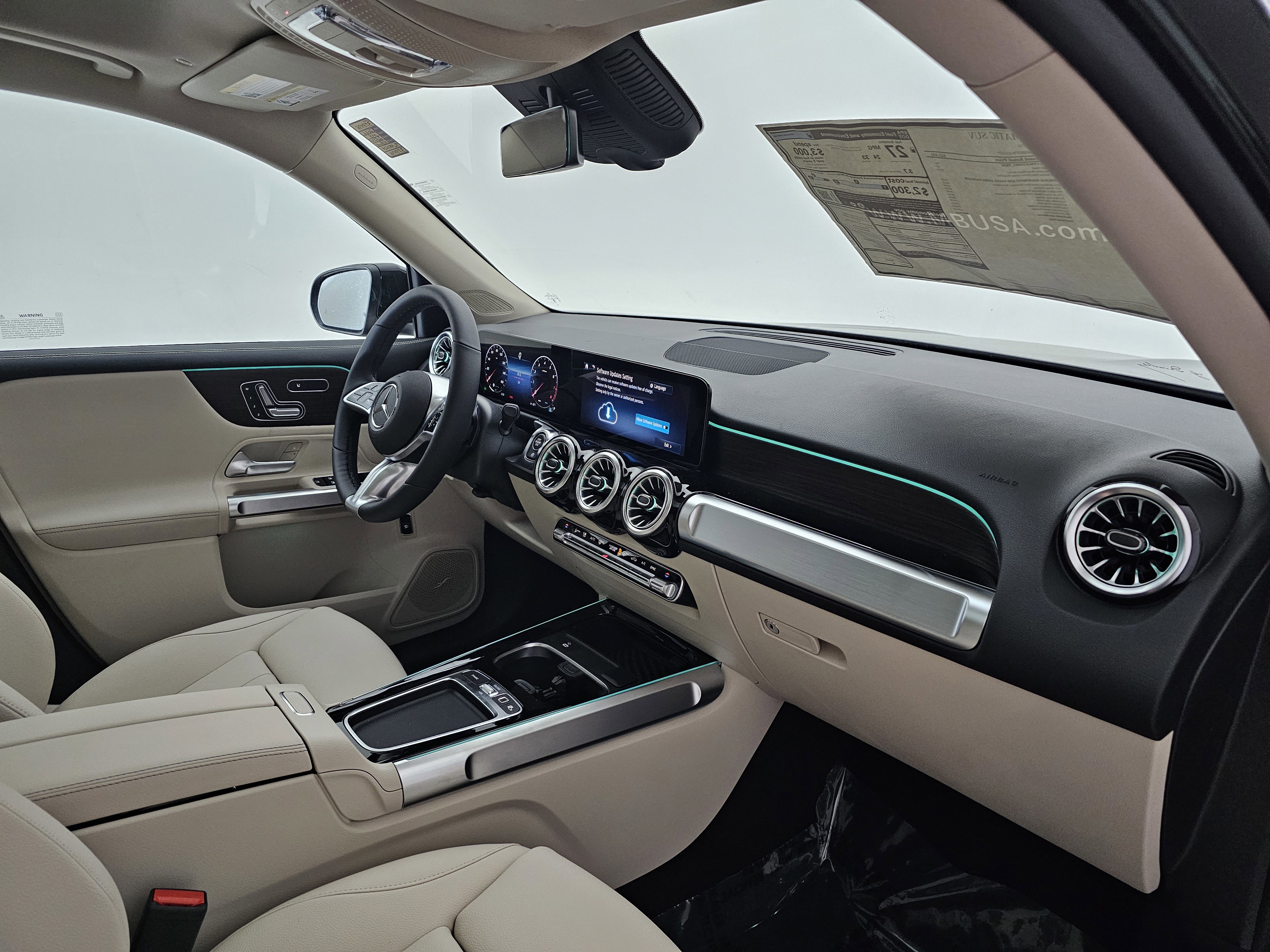 New 2026 Mercedes-Benz GLB 250 4MATIC image 13