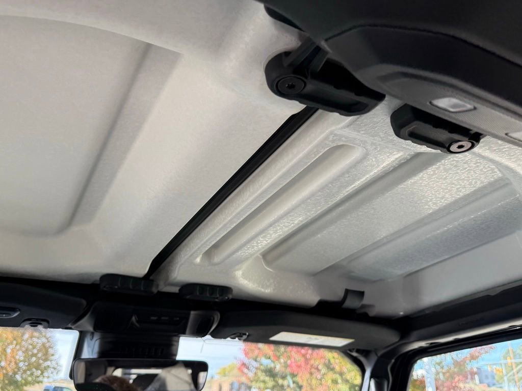 New 2025 Jeep Gladiator Rubicon w/ Convenience Group image 26