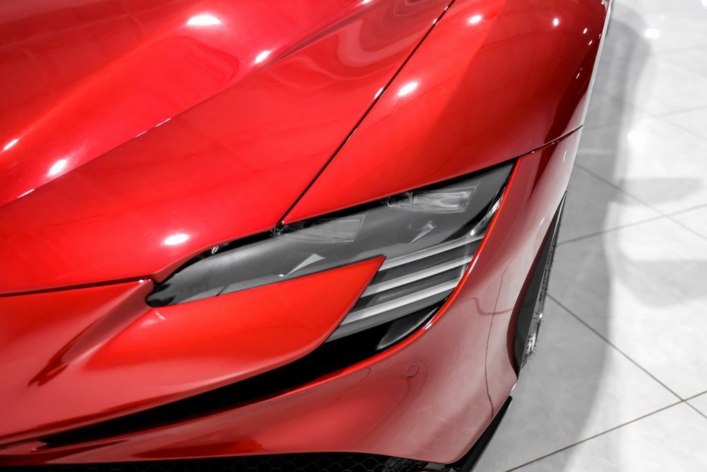 Used 2022 Ferrari SF90 Spider image 37