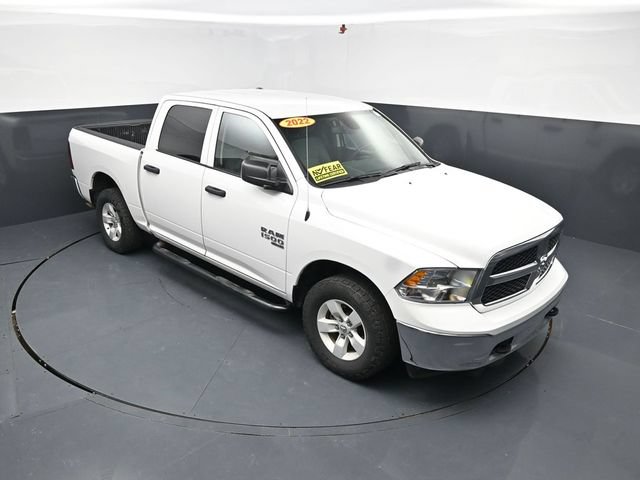 Used 2022 RAM 1500 Classic SLT AWD/4WD image 39