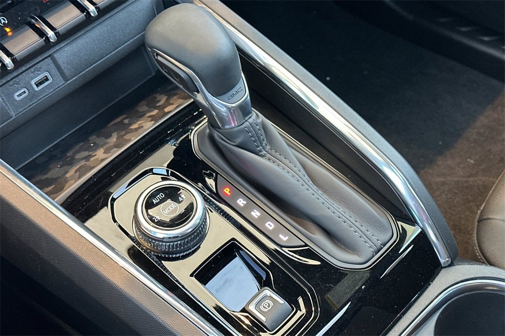 New 2025 GMC Canyon Elevation w/ Convenience Package image 18