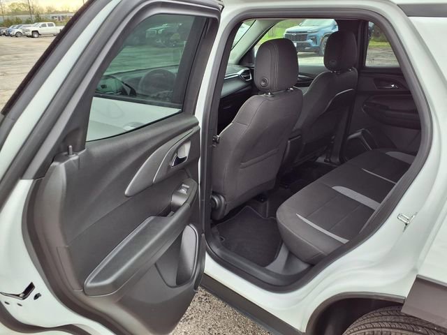 Used 2025 Chevrolet TrailBlazer LT AWD/4WD image 70