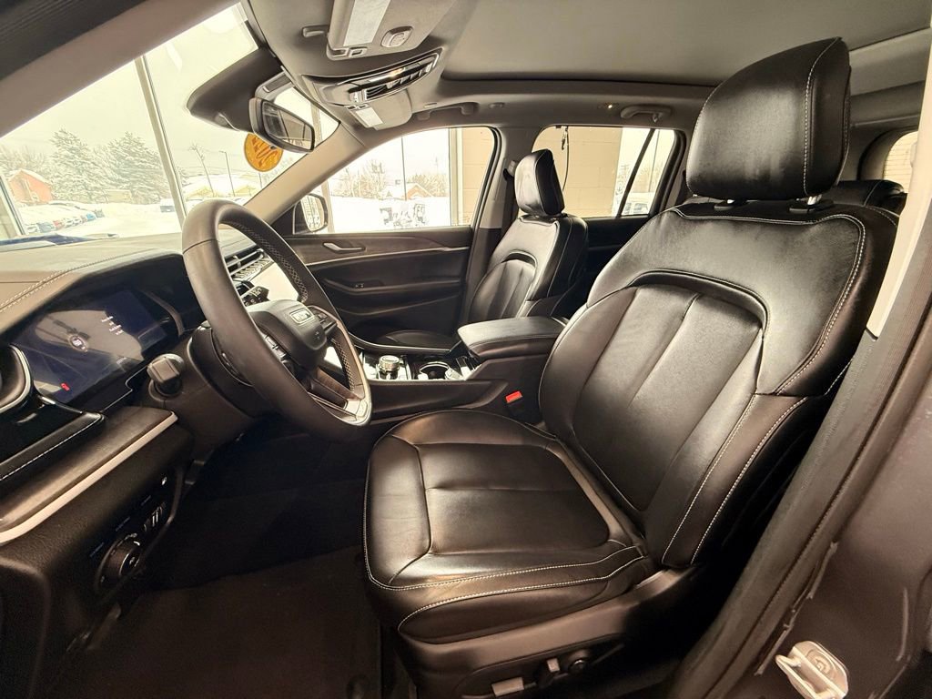 Used 2022 Jeep Grand Cherokee Limited 4xe image 13