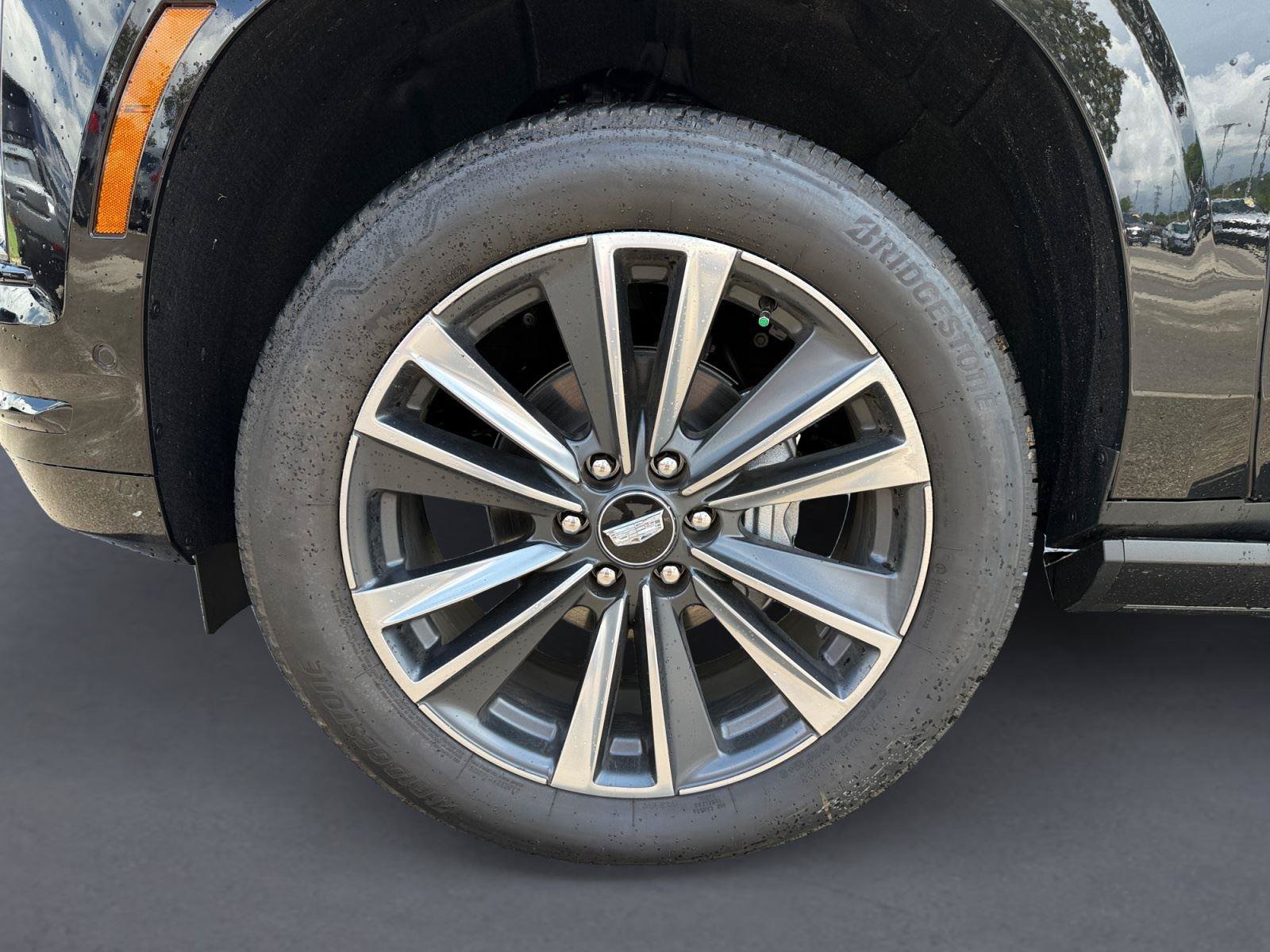 New 2026 Cadillac Escalade ESV Sport w/ Touring Package AWD/4WD image 9