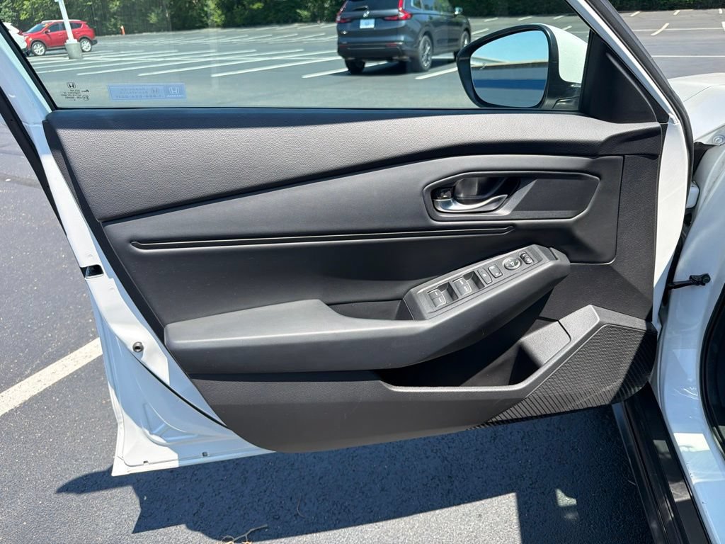 Certified 2024 Honda Accord EX image 18