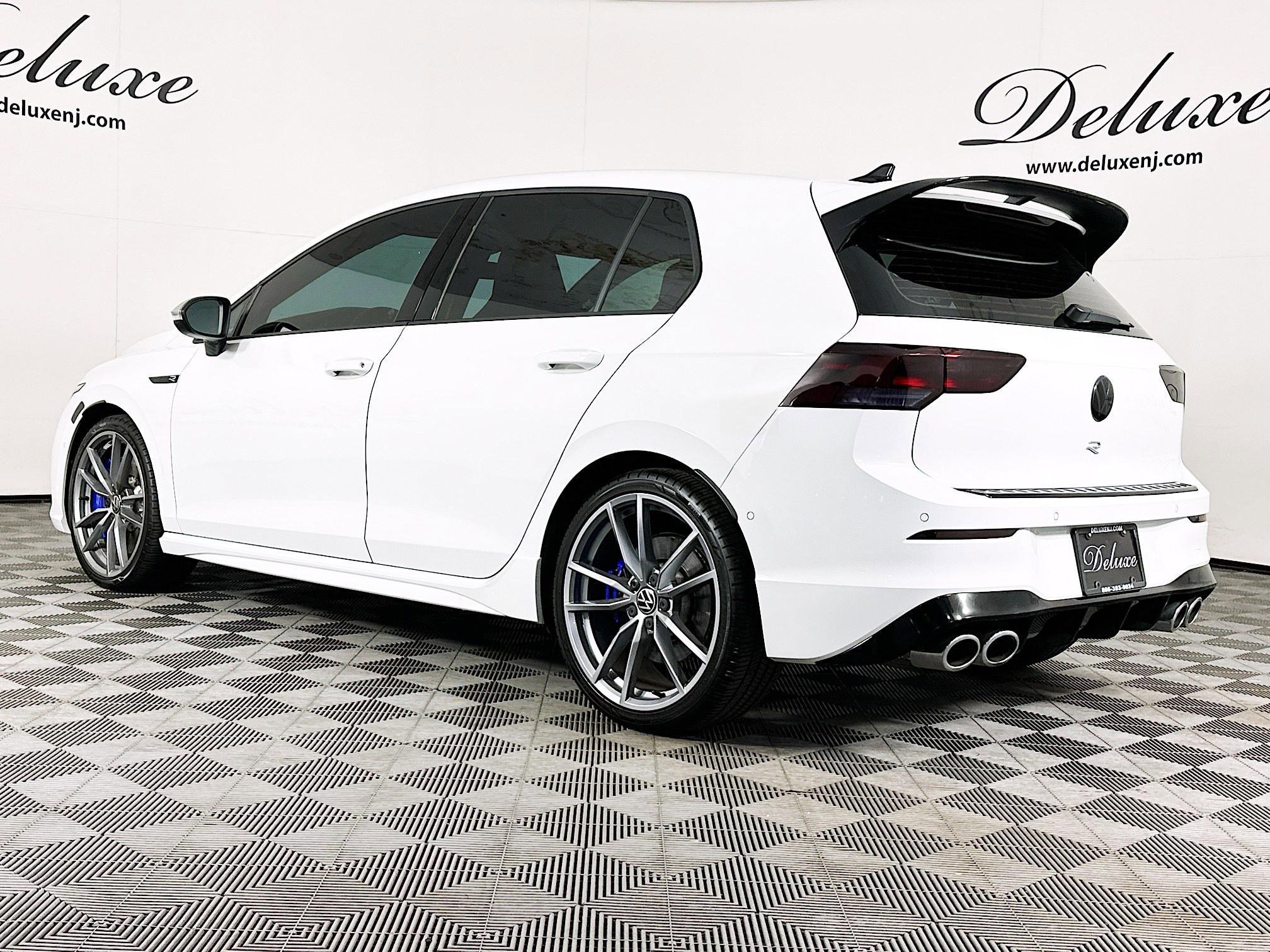 Used 2024 Volkswagen Golf R image 4