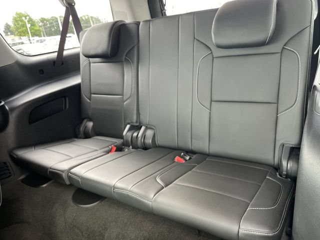 Used 2017 Chevrolet Suburban Premier AWD/4WD image 24